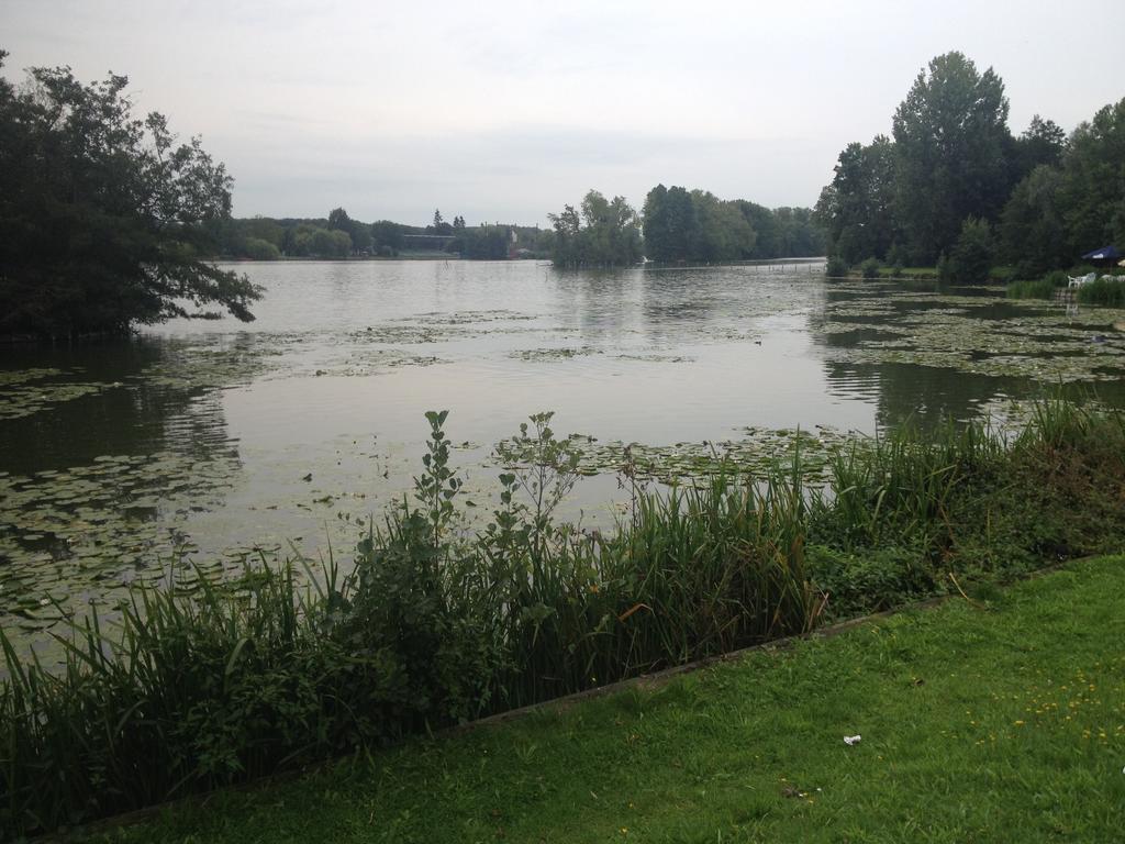 Lake Park Berlare ภายนอก รูปภาพ
