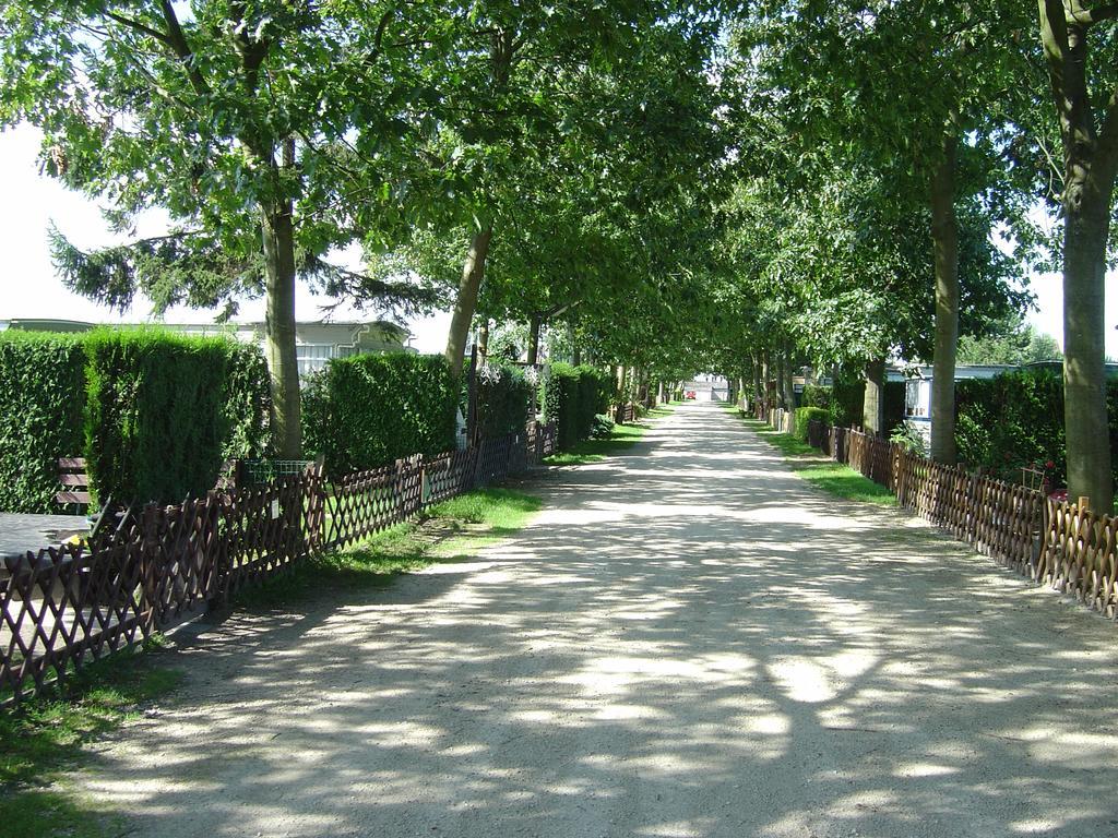 Lake Park Berlare ภายนอก รูปภาพ